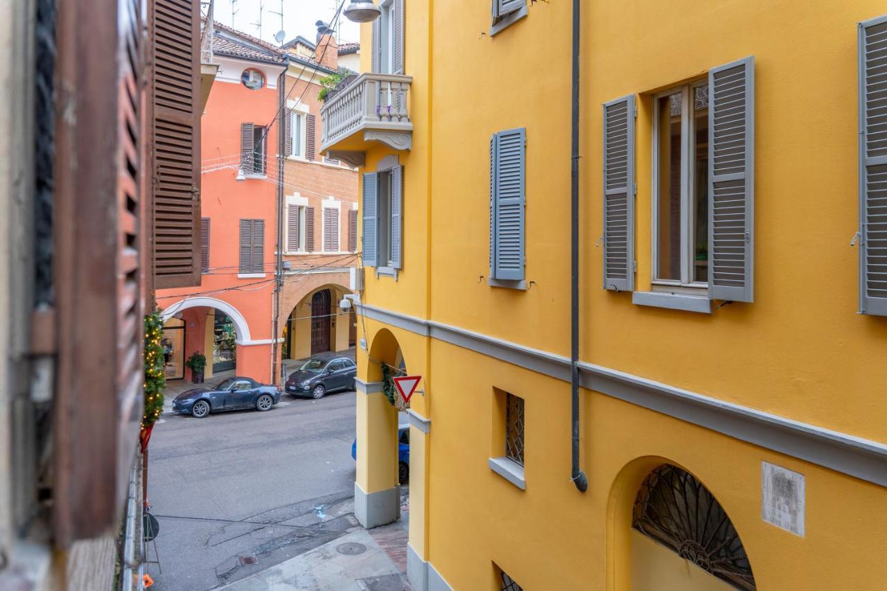 GhirlandinaFavoloso Appartamento In Pieno Centro Modena Zewnętrze zdjęcie